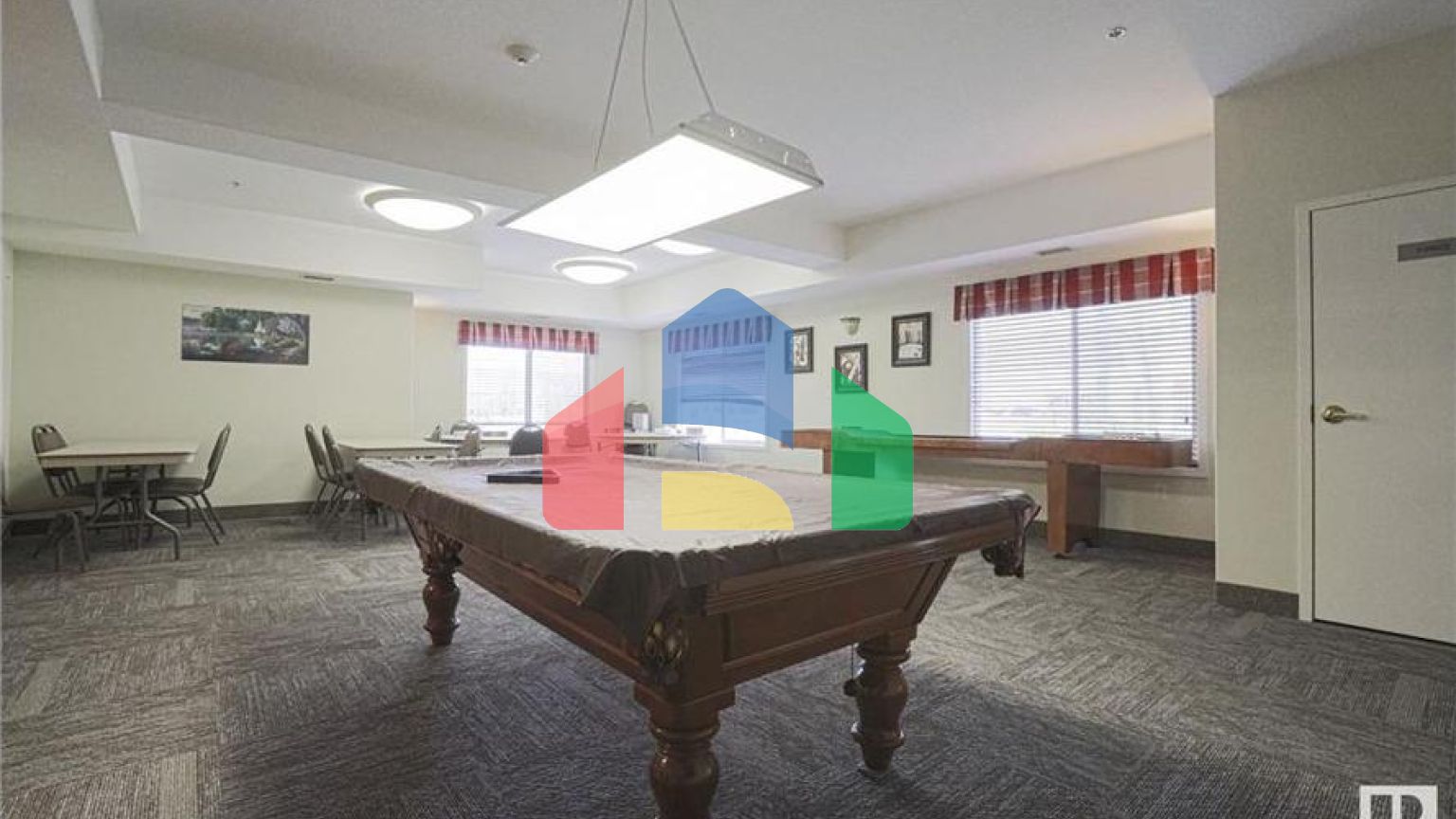 Residential - Condo/Apartment - Edmonton, Canada - Canada