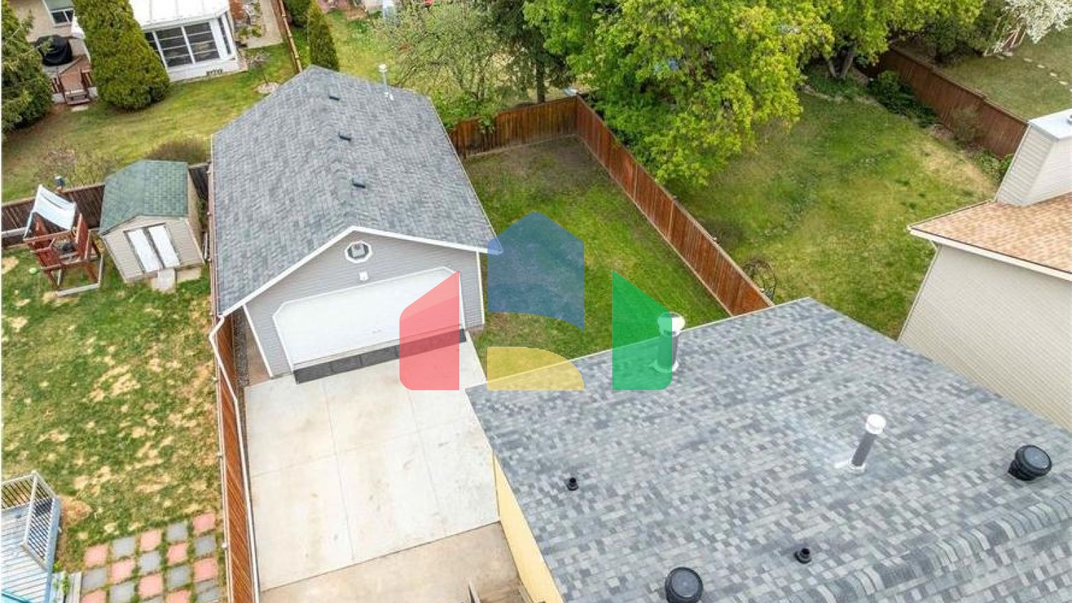 Residential - Single Family Home - Edmonton, Canada - Canada