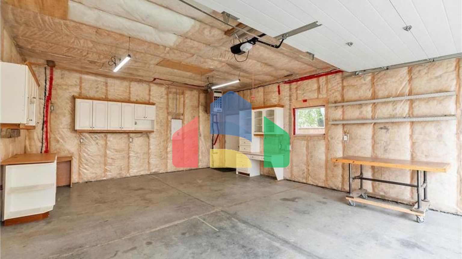 Residential - Single Family Home - Edmonton, Canada - Canada