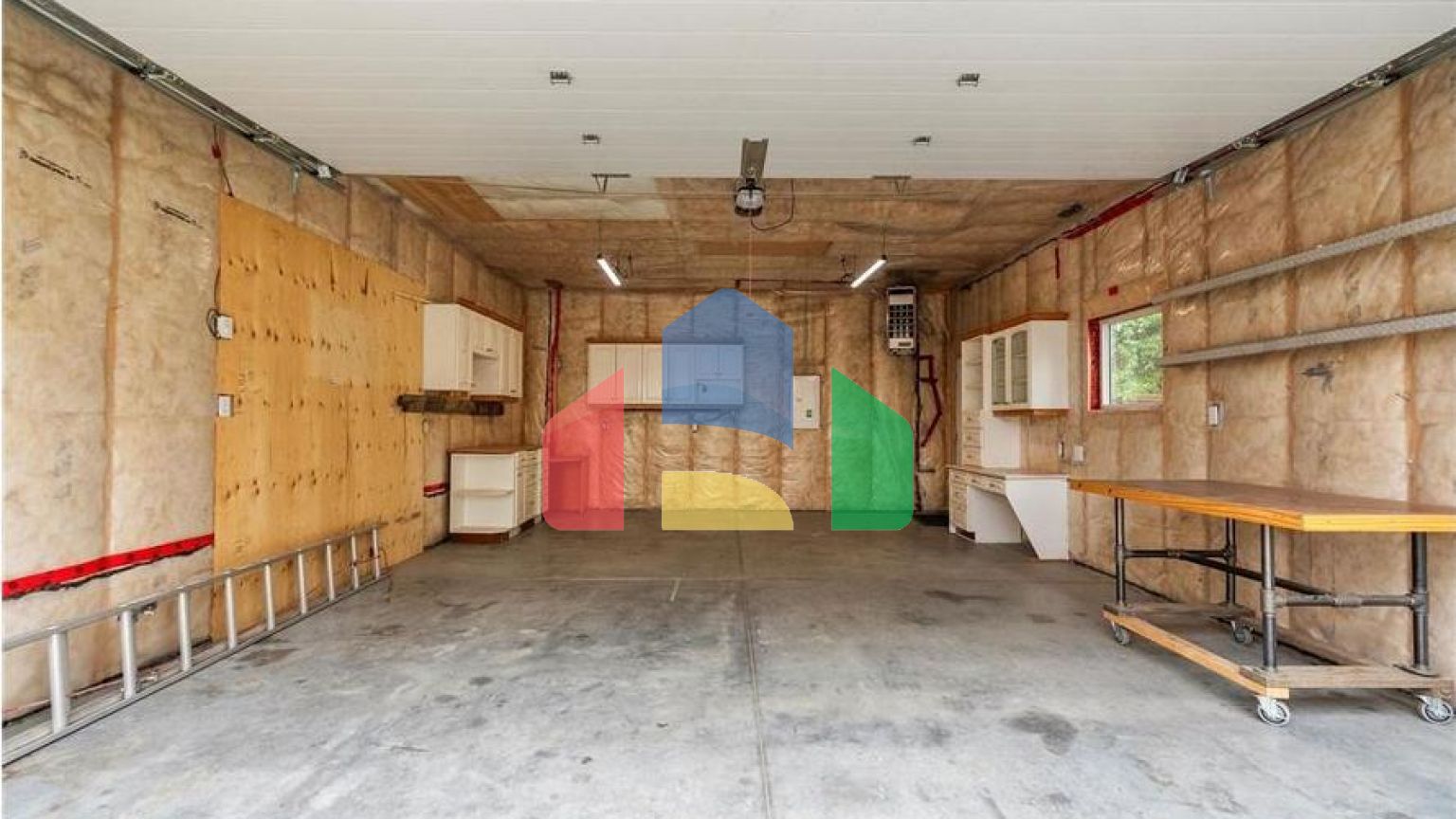 Residential - Single Family Home - Edmonton, Canada - Canada