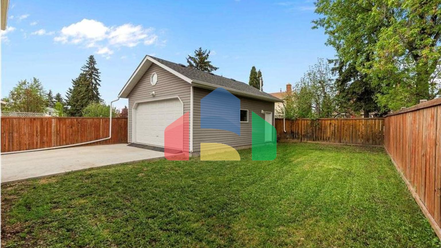 Residential - Single Family Home - Edmonton, Canada - Canada