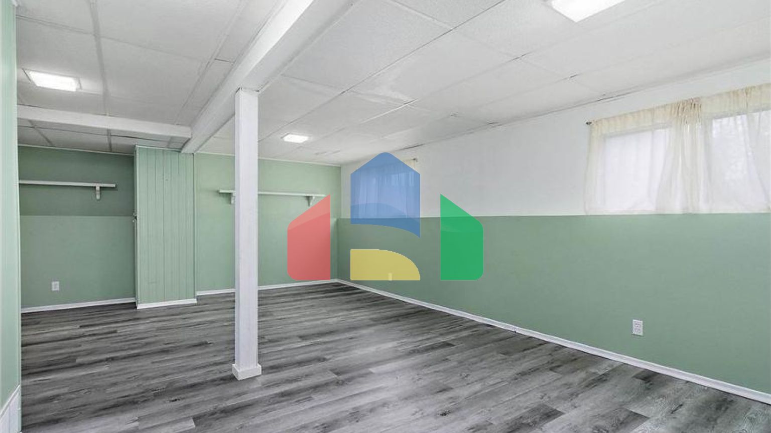 Residential - Single Family Home - Edmonton, Canada - Canada