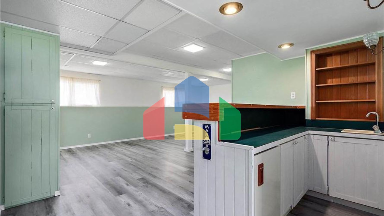 Residential - Single Family Home - Edmonton, Canada - Canada