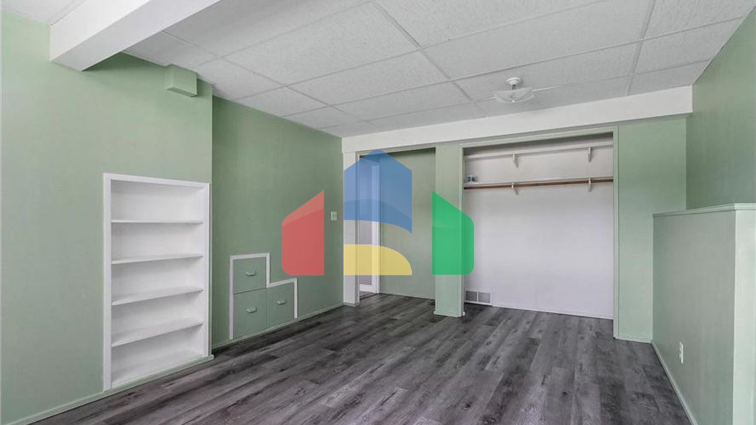 Residential - Single Family Home - Edmonton, Canada - Canada