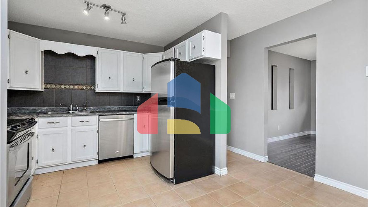 Residential - Single Family Home - Edmonton, Canada - Canada