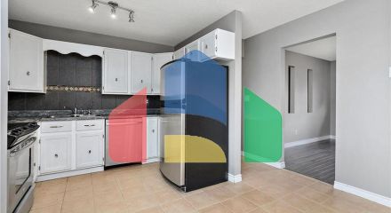 Residential - Single Family Home - Edmonton, Canada - Canada