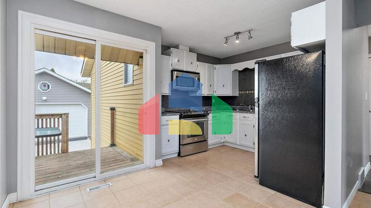 Residential - Single Family Home - Edmonton, Canada - Canada