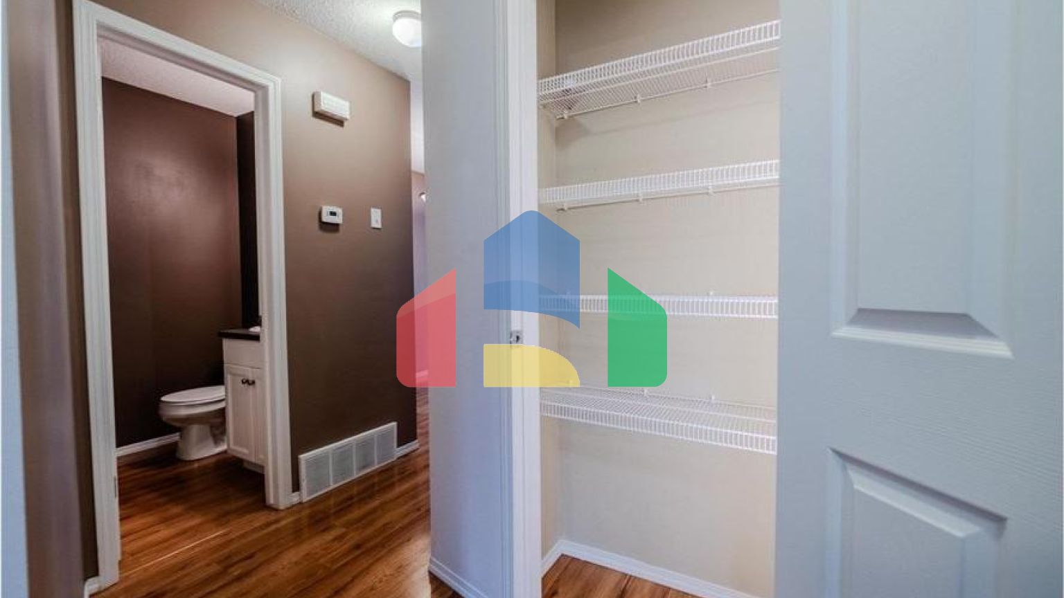 Residential - Condo/Apartment - Edmonton, Canada - Canada