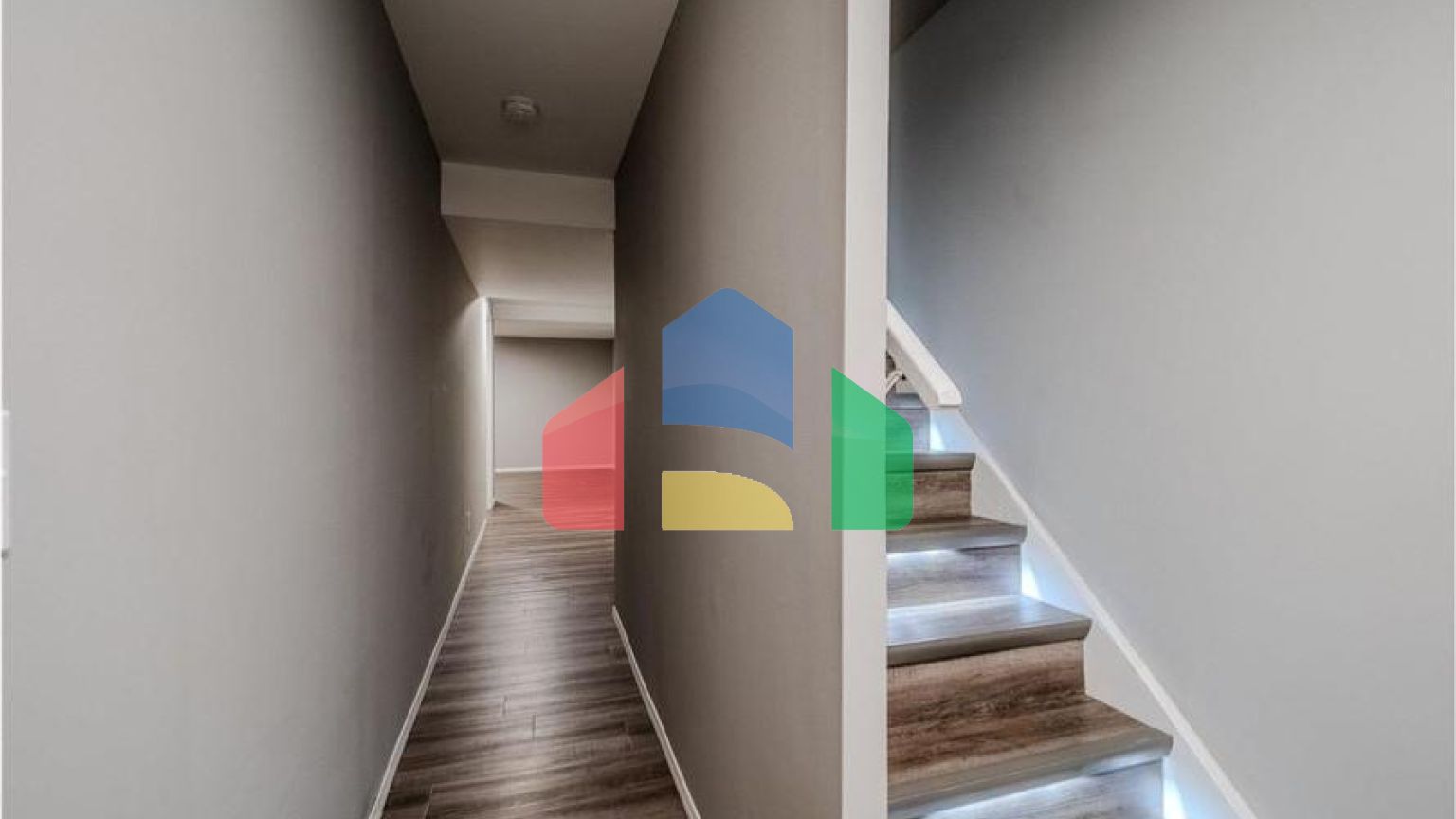 Residential - Condo/Apartment - Edmonton, Canada - Canada