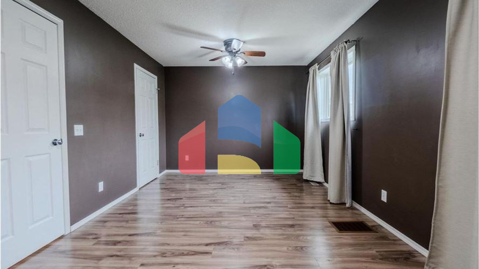 Residential - Condo/Apartment - Edmonton, Canada - Canada