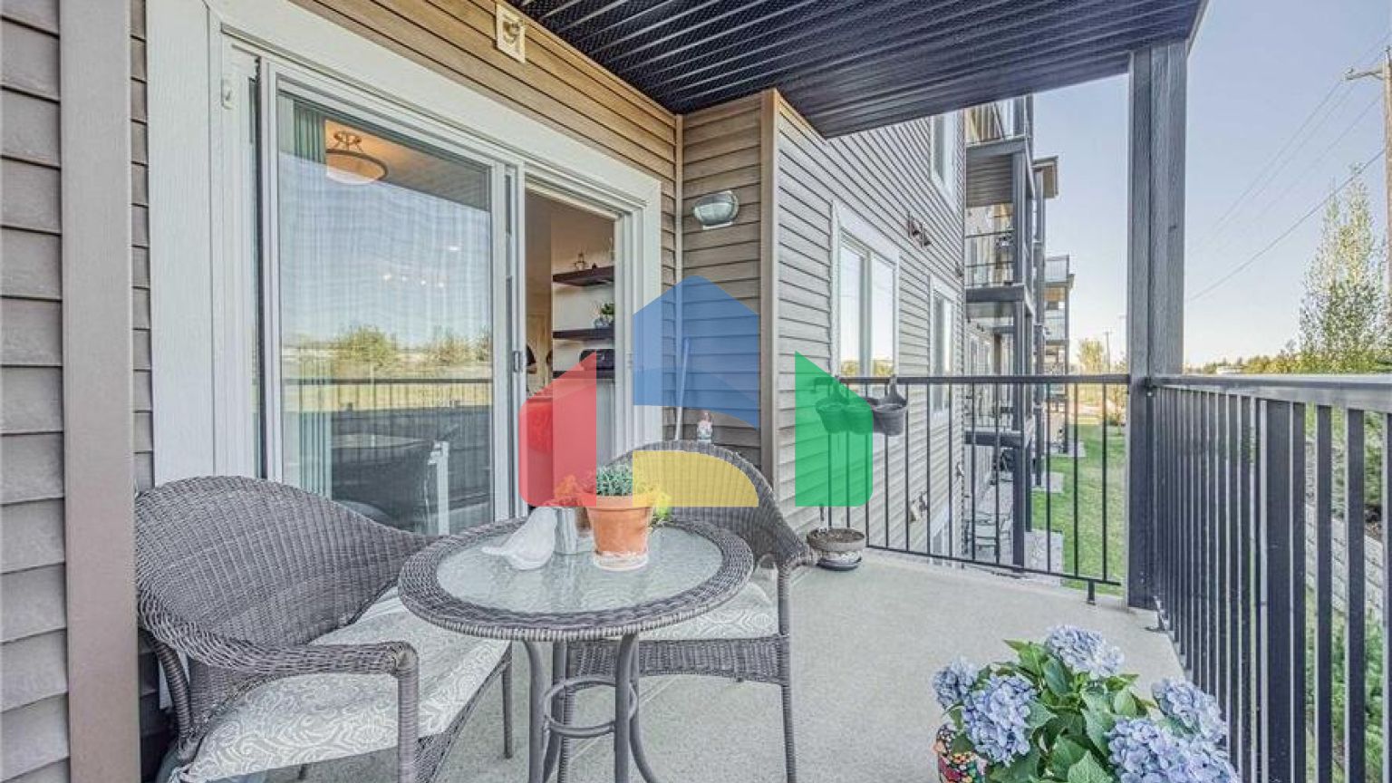 Residential - Condo/Apartment - Edmonton, Canada - Canada