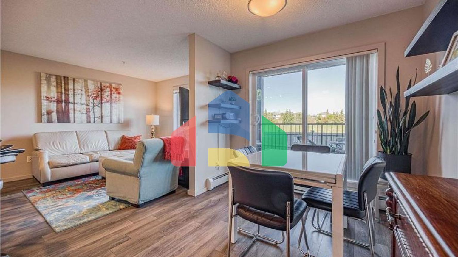 Residential - Condo/Apartment - Edmonton, Canada - Canada