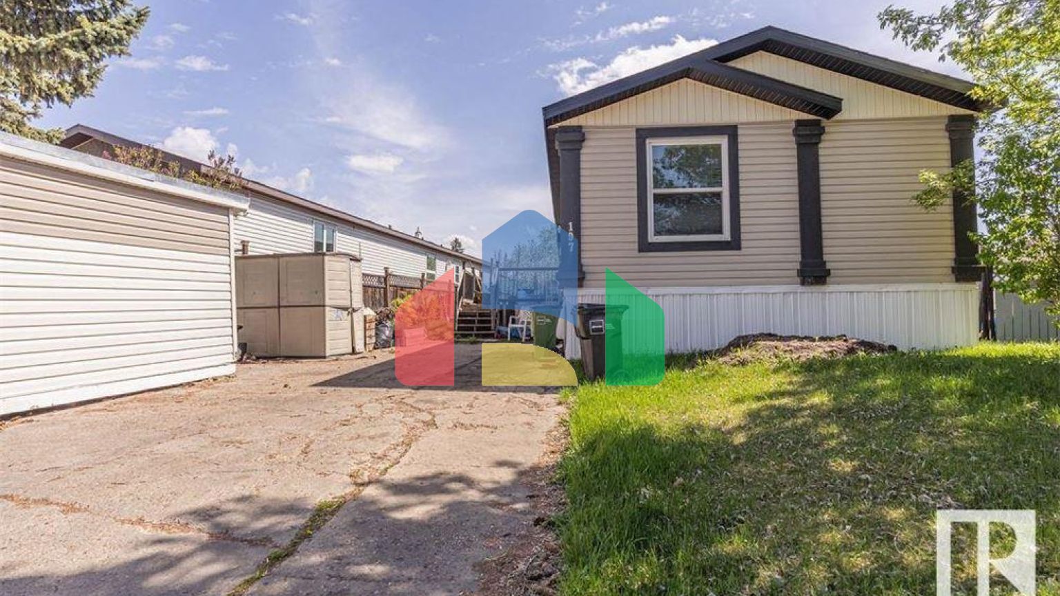 Residential - Single Family Home - Edmonton, Canada - Canada