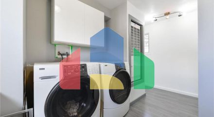 Residential - Single Family Home - Edmonton, Canada - Canada