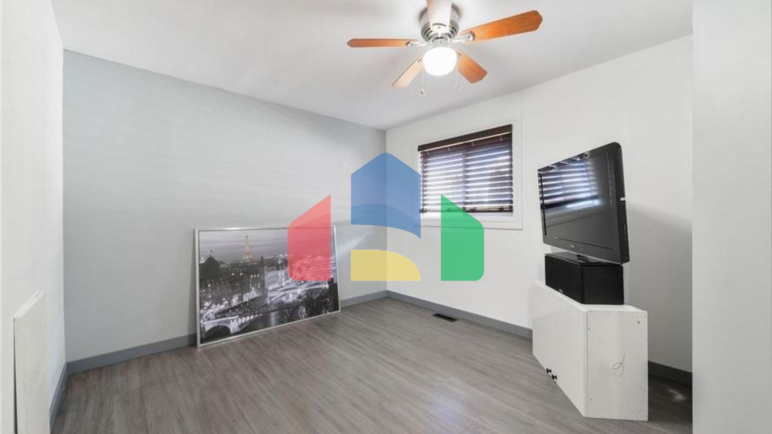 Residential - Single Family Home - Edmonton, Canada - Canada