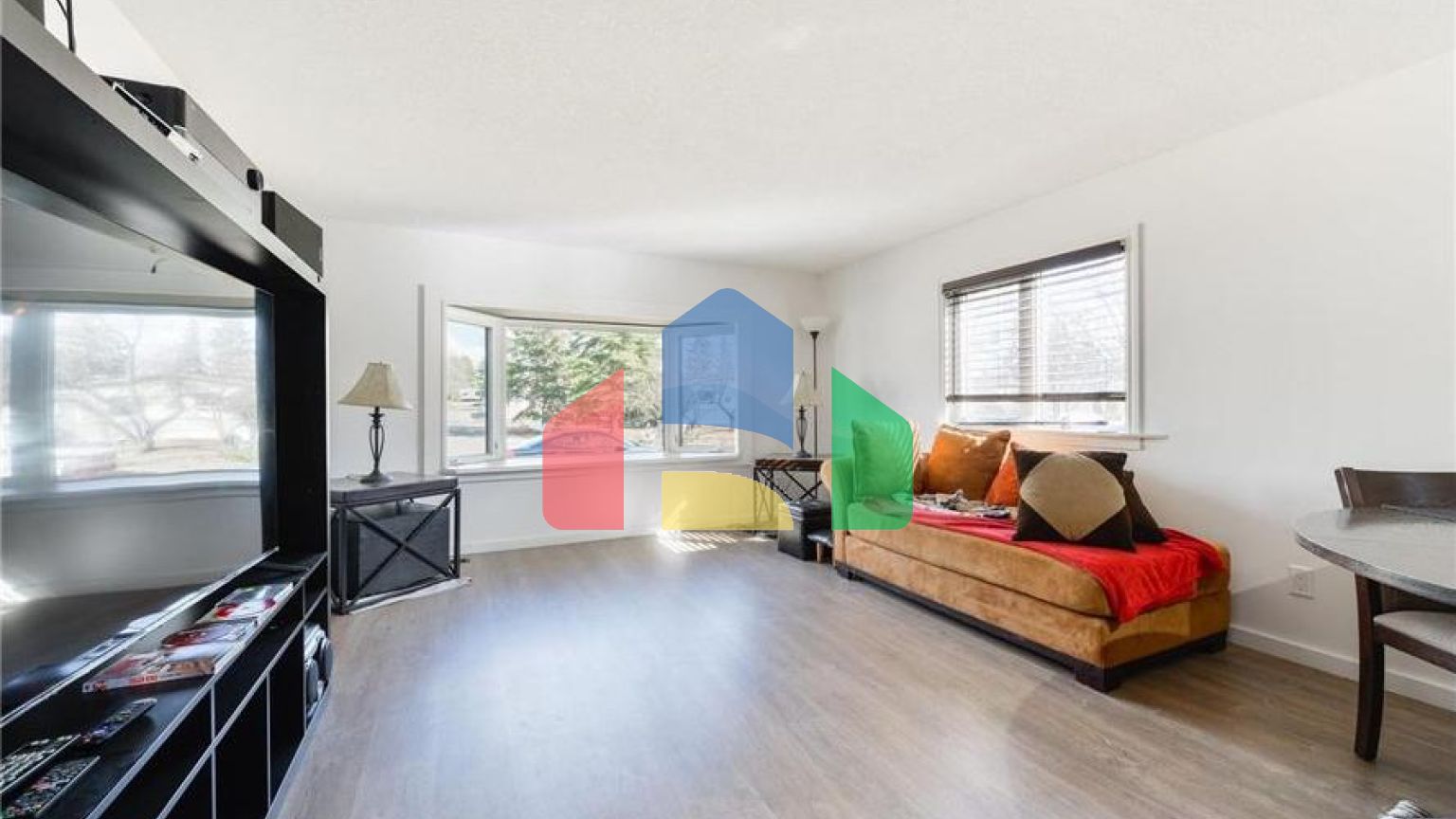 Residential - Single Family Home - Edmonton, Canada - Canada