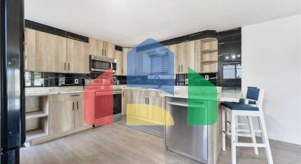 Residential - Single Family Home - Edmonton, Canada - Canada