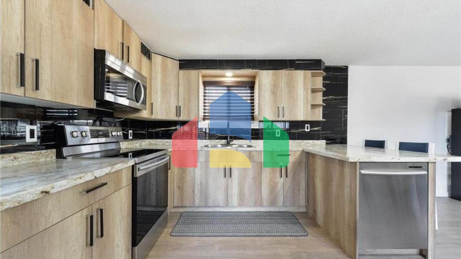 Residential - Single Family Home - Edmonton, Canada - Canada