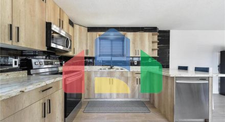 Residential - Single Family Home - Edmonton, Canada - Canada