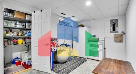 Residential - Single Family Home - Edmonton, Canada - Canada