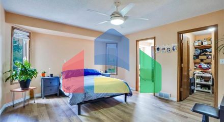 Residential - Single Family Home - Edmonton, Canada - Canada