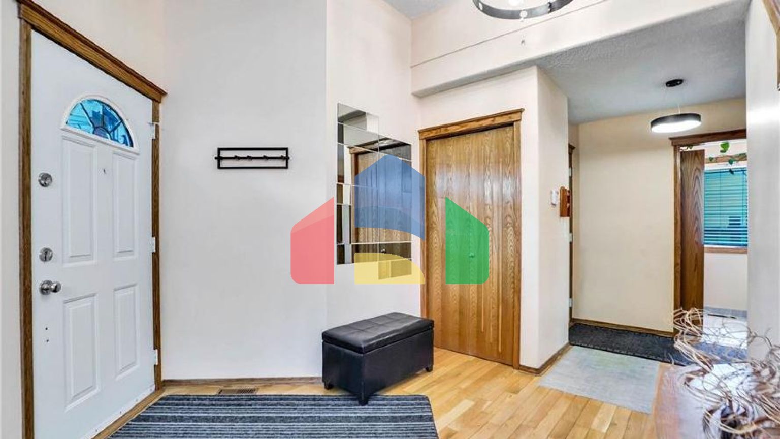 Residential - Single Family Home - Edmonton, Canada - Canada