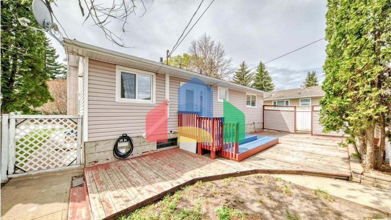 Residential - Single Family Home - Edmonton, Canada - Canada