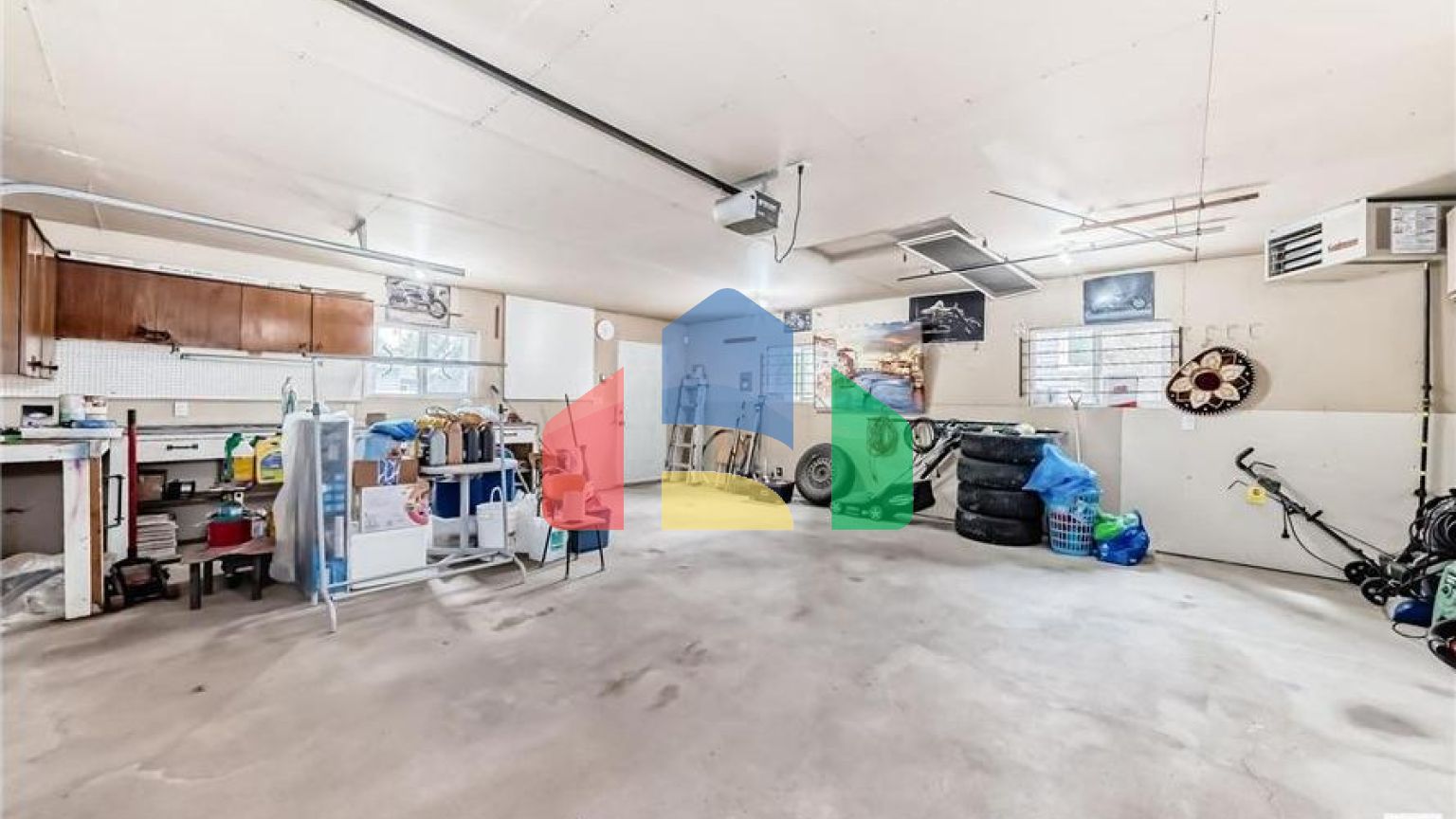 Residential - Single Family Home - Edmonton, Canada - Canada