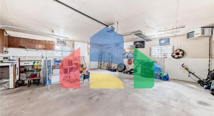 Residential - Single Family Home - Edmonton, Canada - Canada