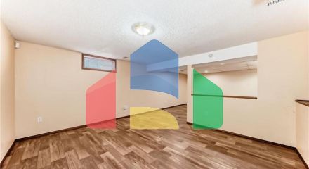 Residential - Single Family Home - Edmonton, Canada - Canada