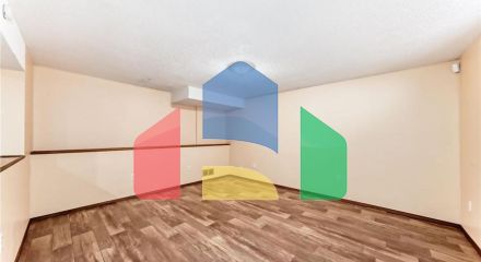 Residential - Single Family Home - Edmonton, Canada - Canada