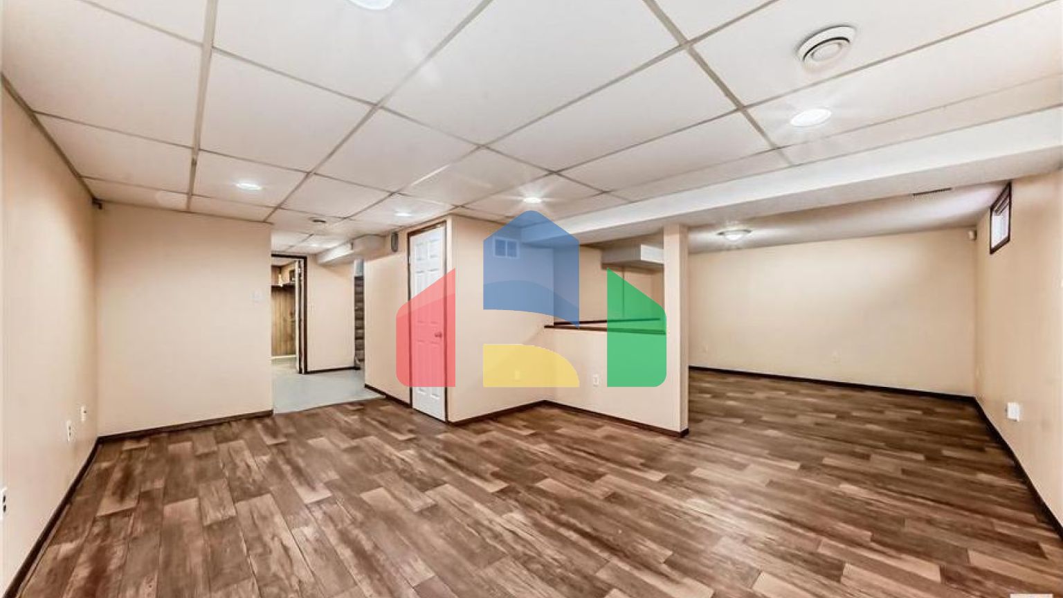 Residential - Single Family Home - Edmonton, Canada - Canada