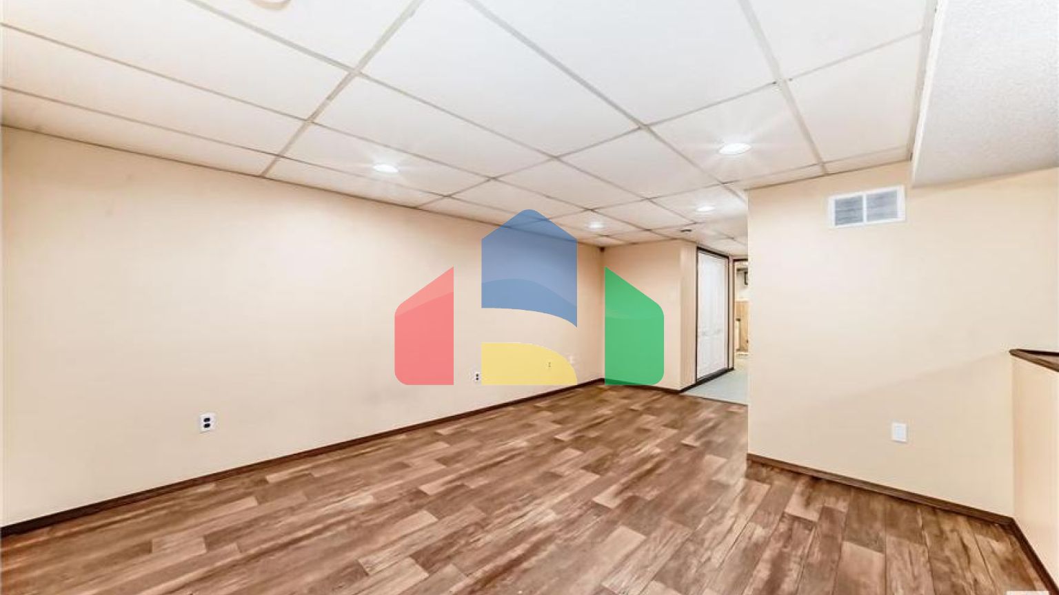 Residential - Single Family Home - Edmonton, Canada - Canada