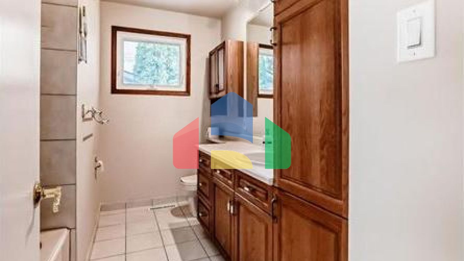 Residential - Single Family Home - Edmonton, Canada - Canada