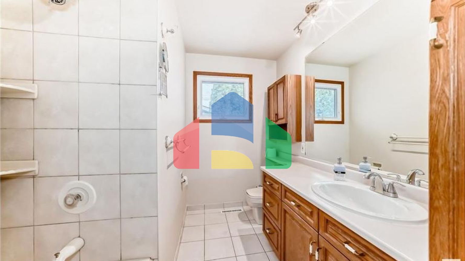 Residential - Single Family Home - Edmonton, Canada - Canada