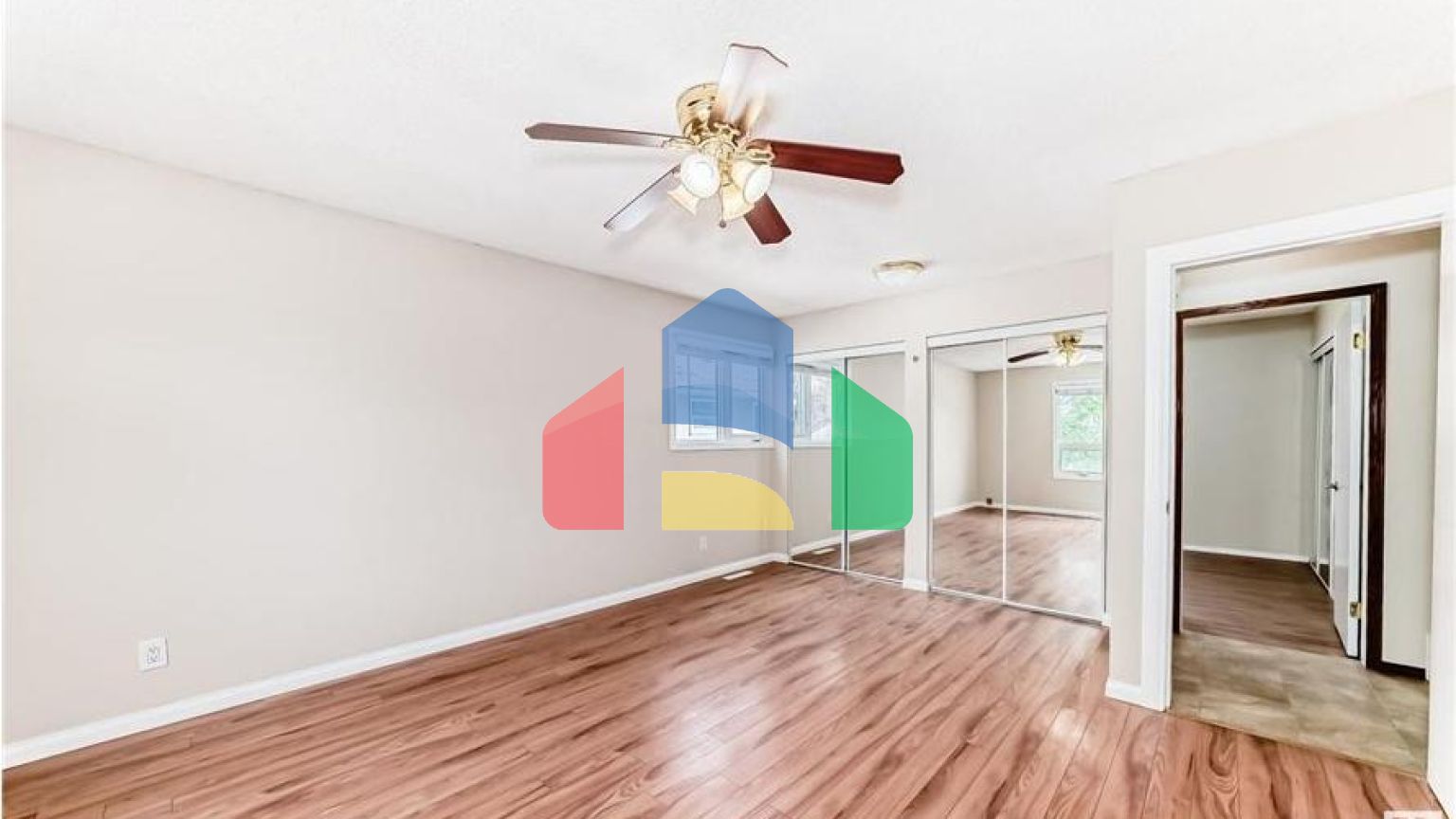 Residential - Single Family Home - Edmonton, Canada - Canada