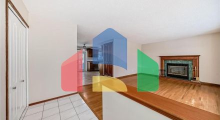 Residential - Single Family Home - Edmonton, Canada - Canada