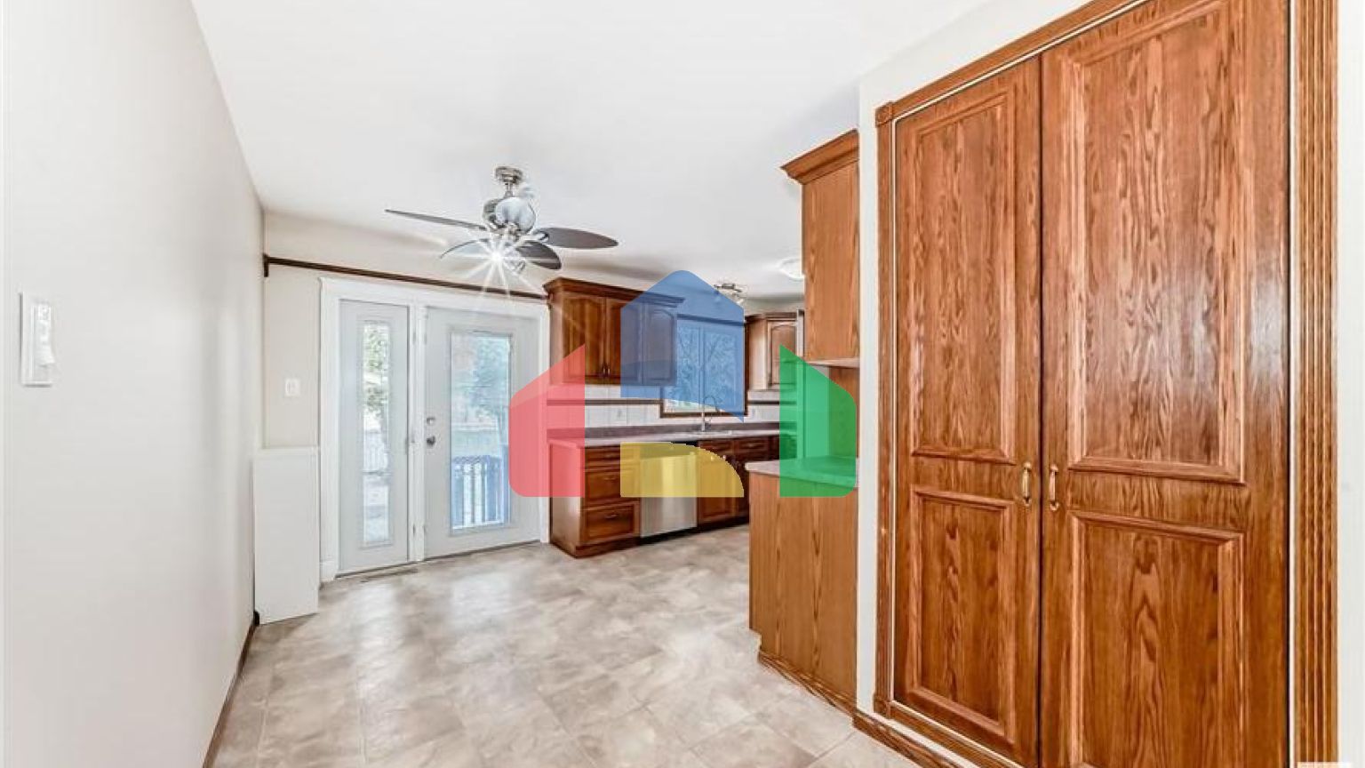 Residential - Single Family Home - Edmonton, Canada - Canada