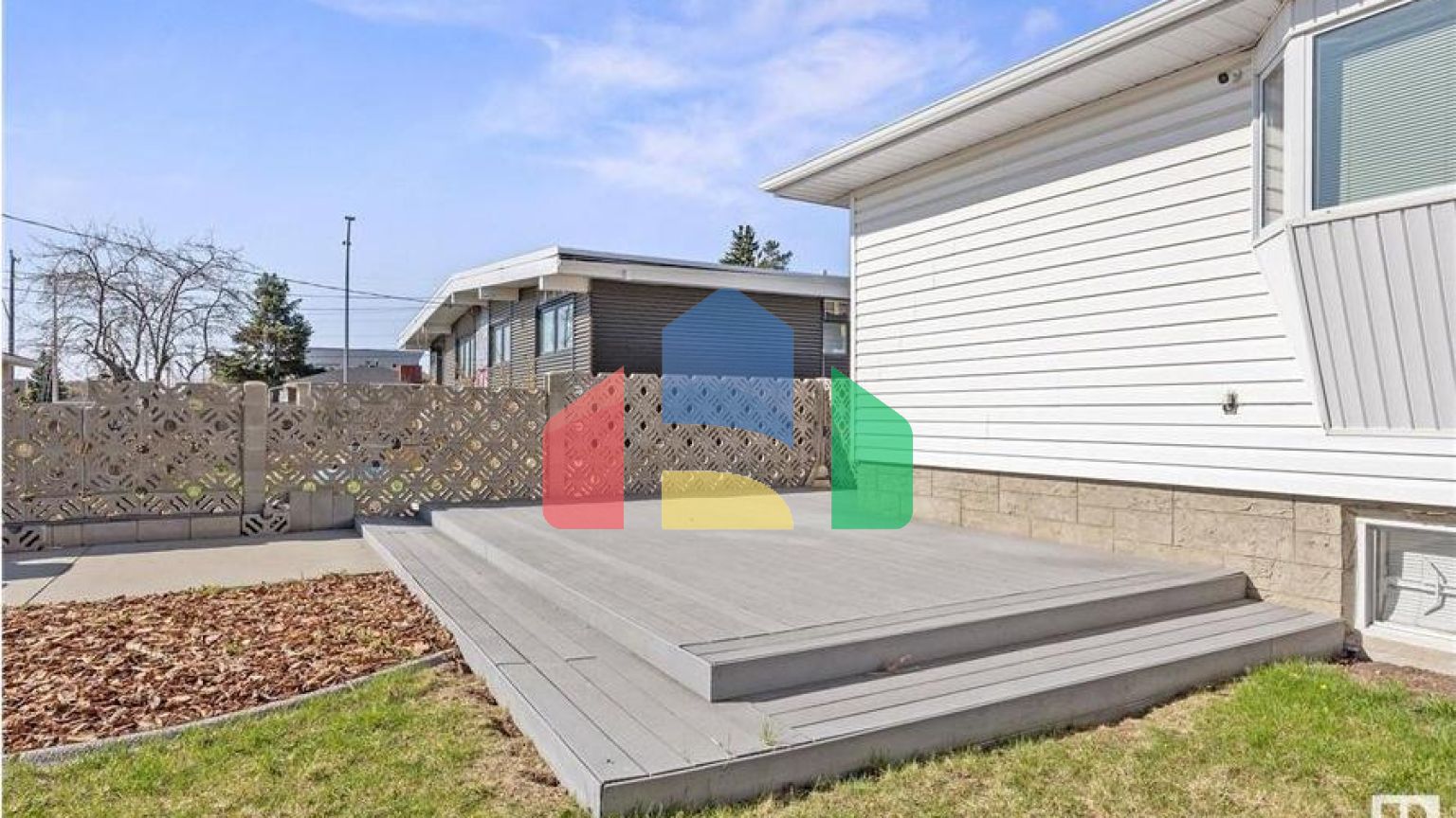 Residential - Single Family Home - Edmonton, Canada - Canada