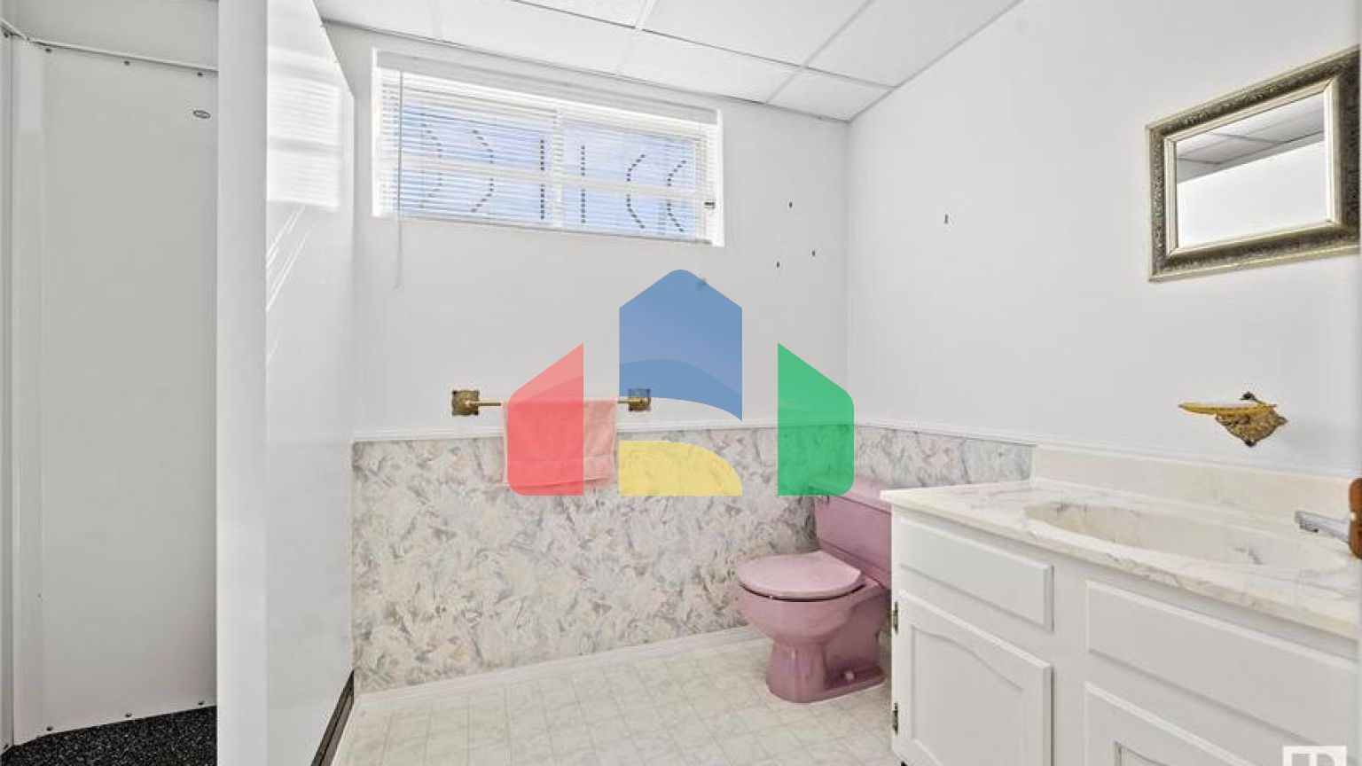 Residential - Single Family Home - Edmonton, Canada - Canada