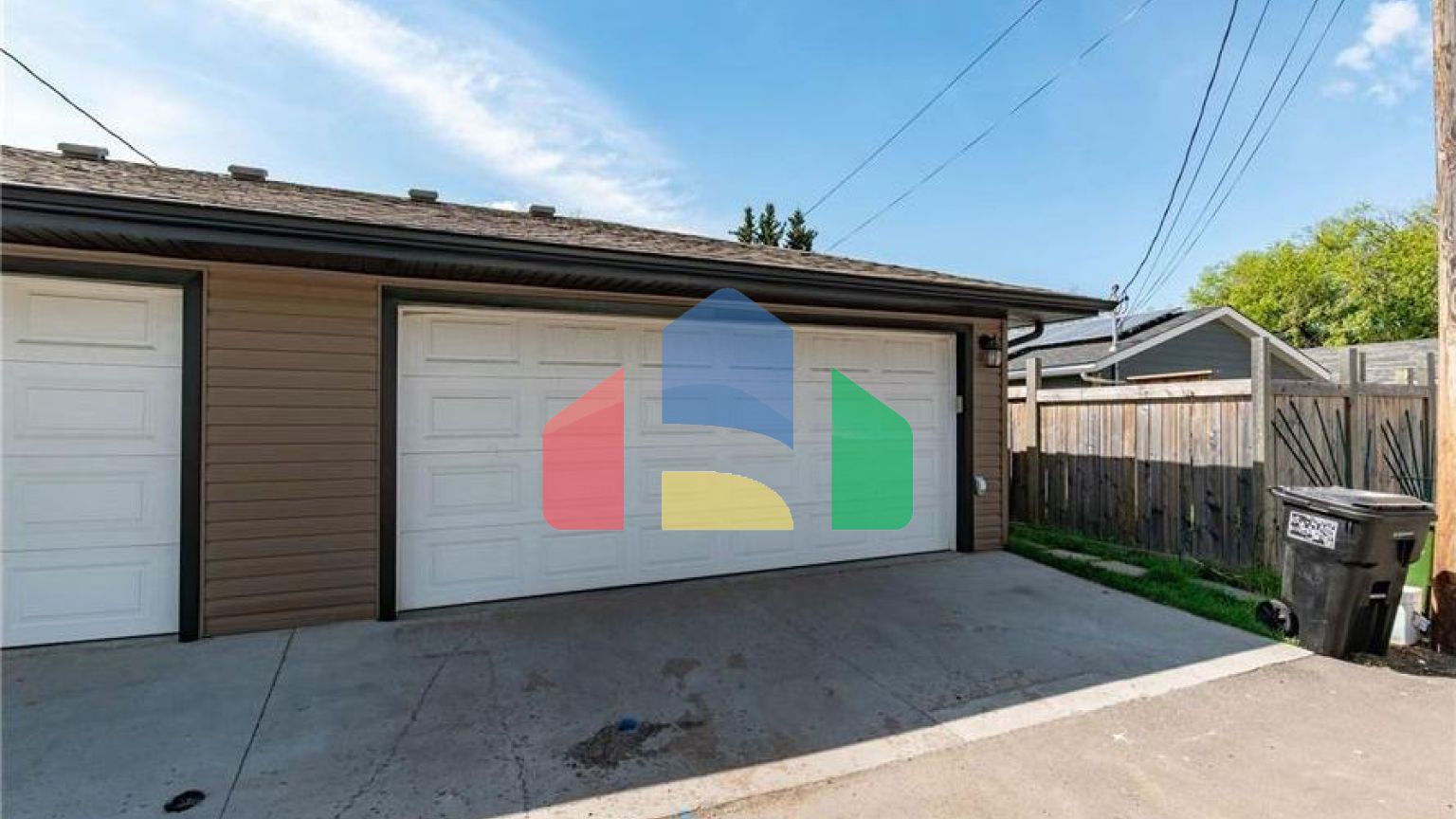 Residential - Single Family Home - Edmonton, Canada - Canada