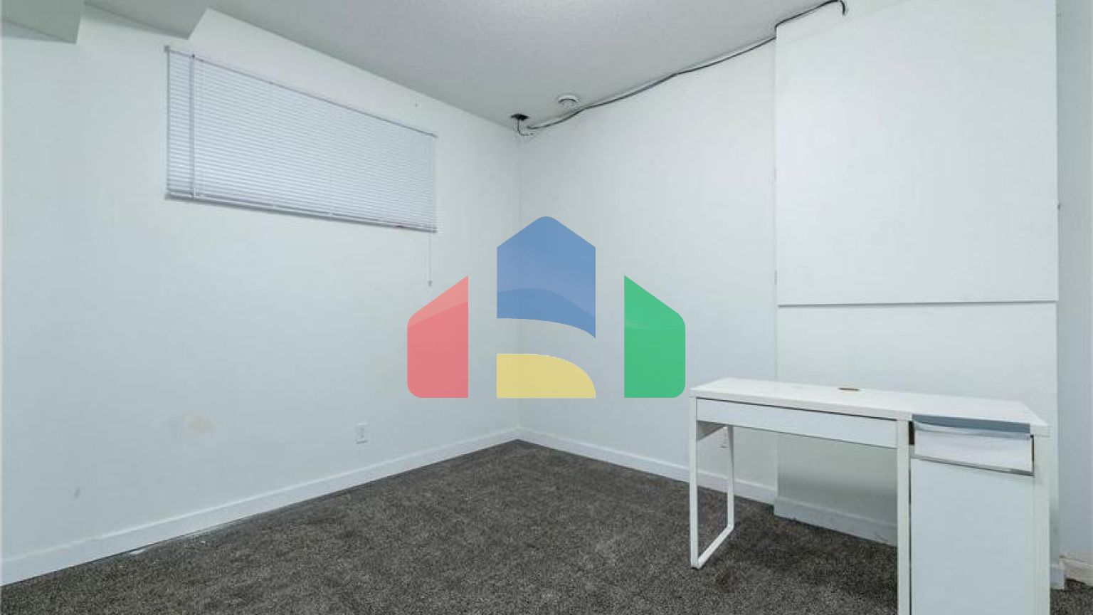 Residential - Single Family Home - Edmonton, Canada - Canada