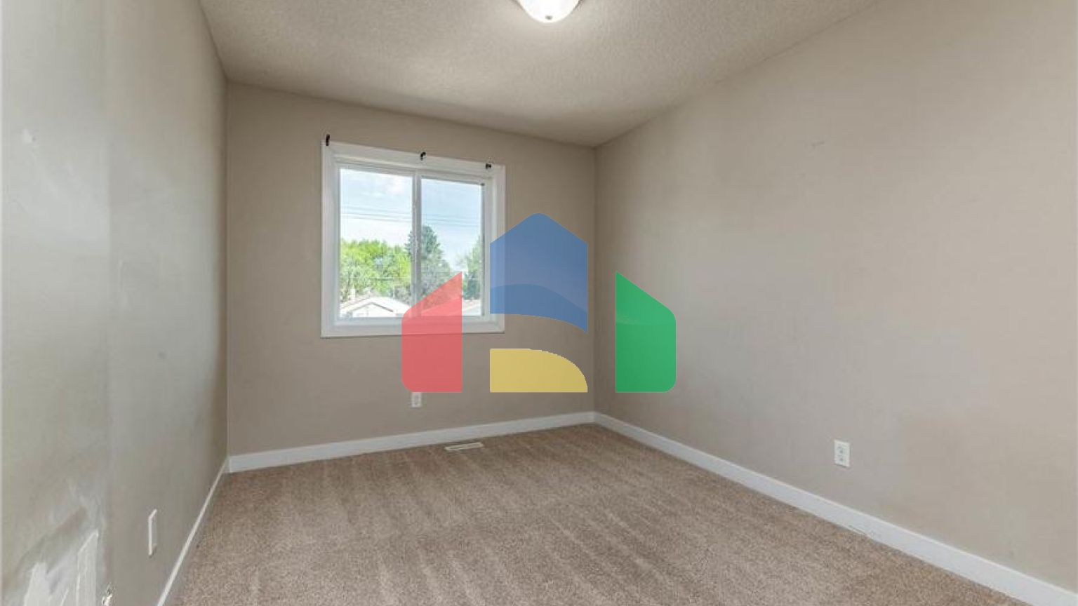 Residential - Single Family Home - Edmonton, Canada - Canada