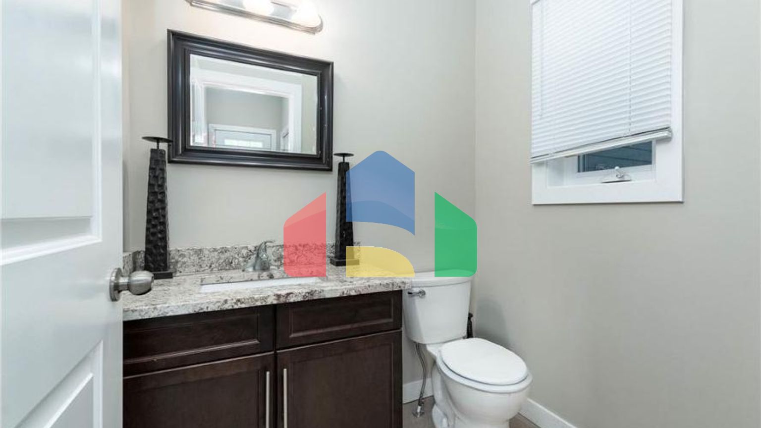 Residential - Single Family Home - Edmonton, Canada - Canada