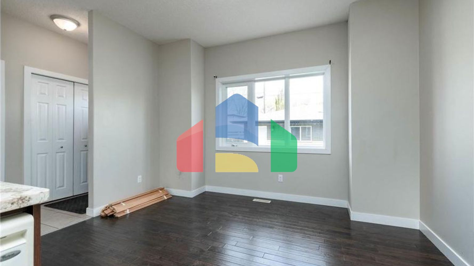 Residential - Single Family Home - Edmonton, Canada - Canada