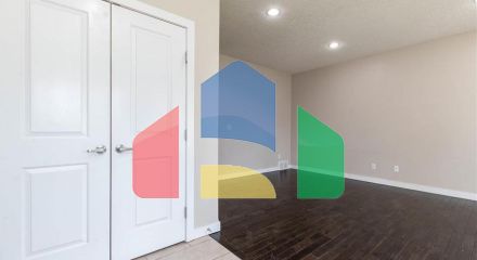 Residential - Single Family Home - Edmonton, Canada - Canada