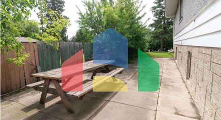 Residential - Single Family Home - Edmonton, Canada - Canada