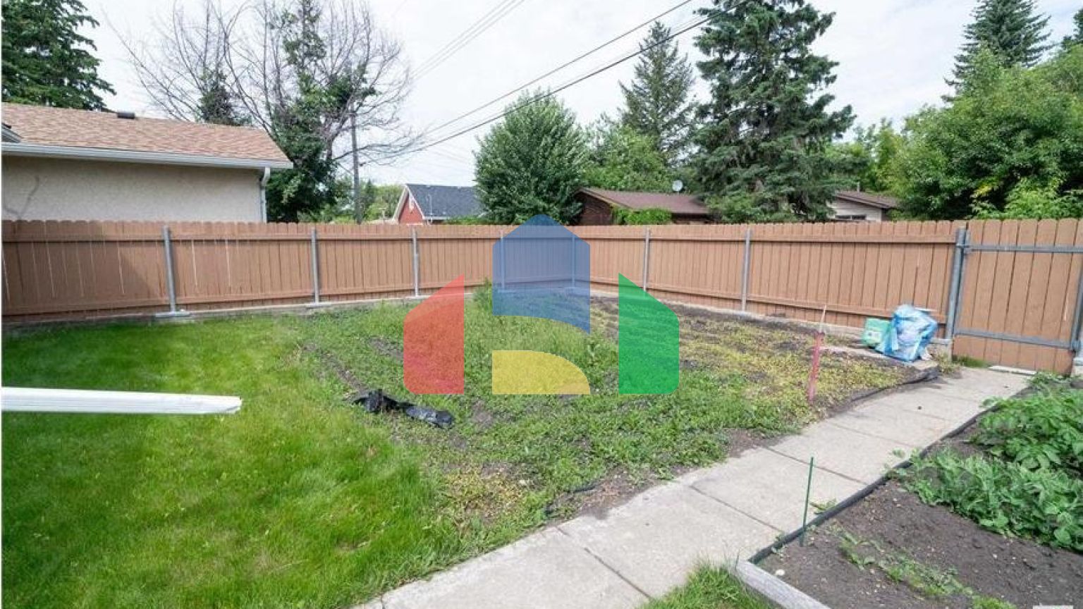 Residential - Single Family Home - Edmonton, Canada - Canada