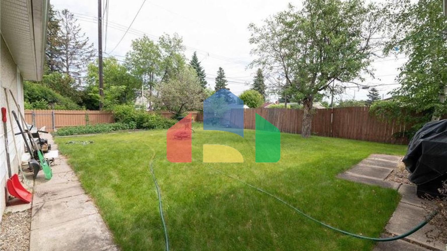 Residential - Single Family Home - Edmonton, Canada - Canada