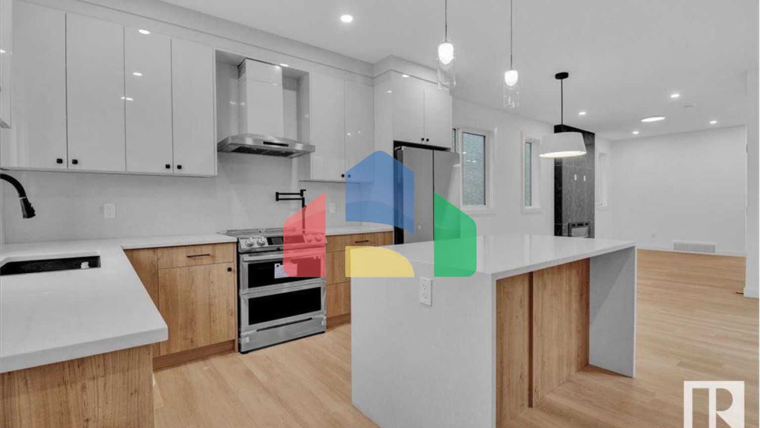 Residential - Single Family Home - Edmonton, Canada - Canada